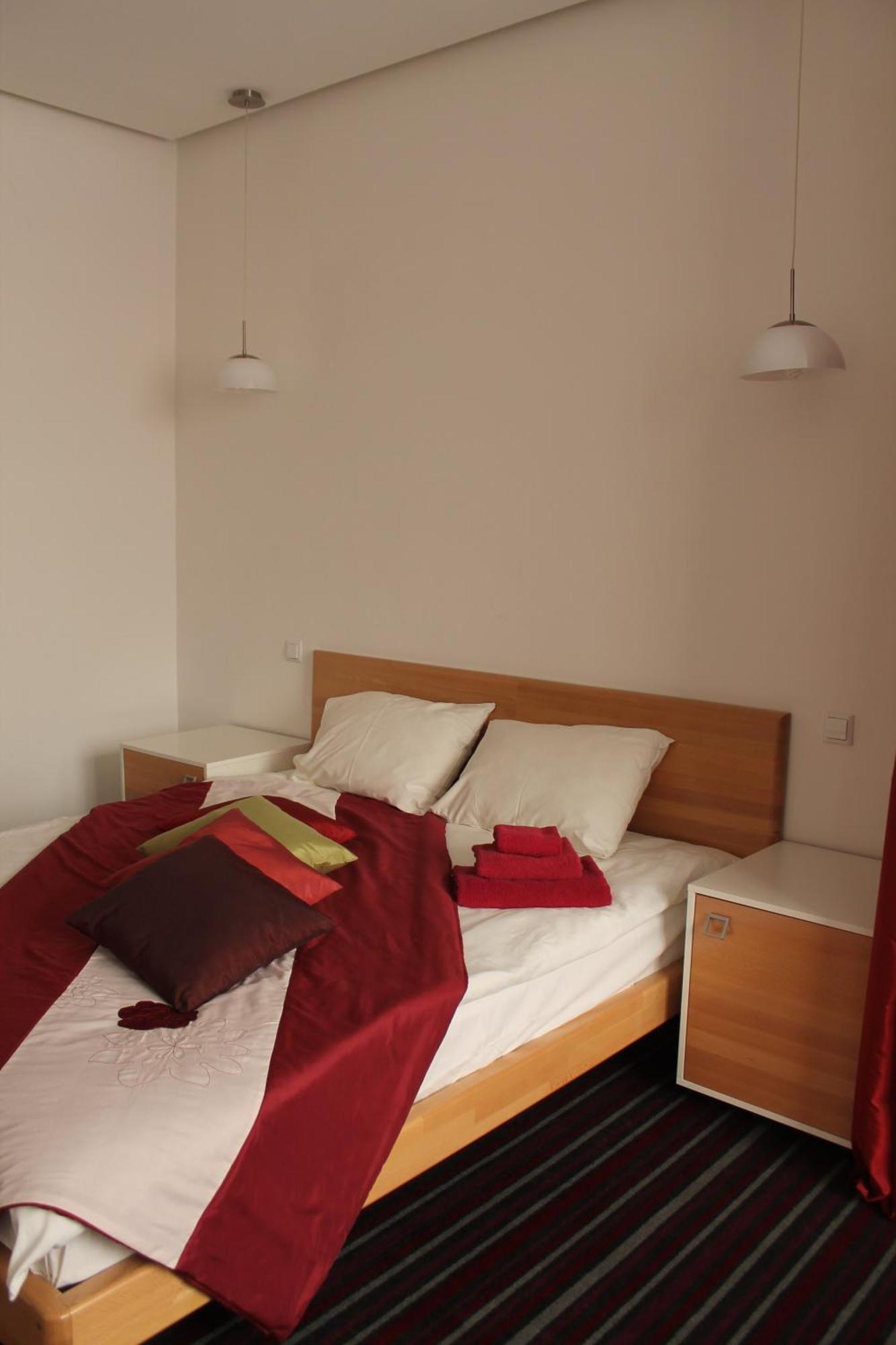 Hotel Kalyna Kharkiv Extérieur photo