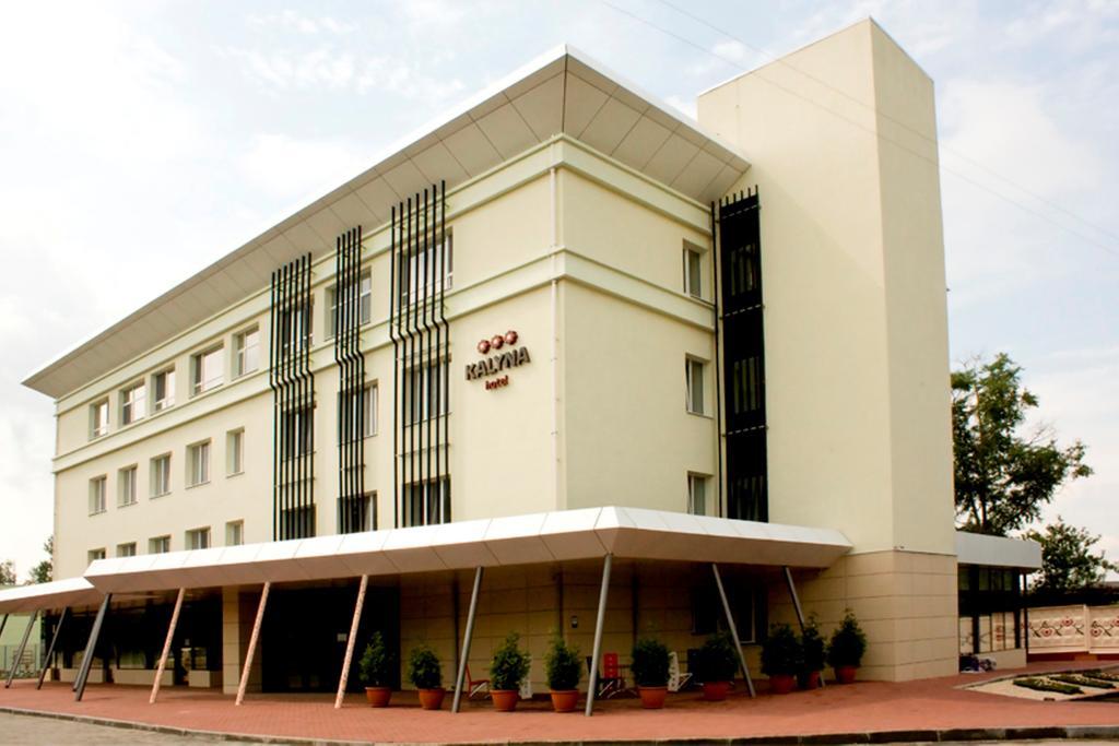 Hotel Kalyna Kharkiv Extérieur photo