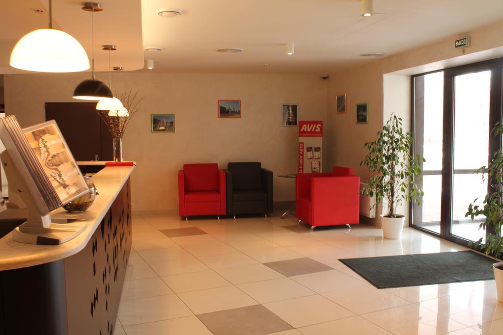 Hotel Kalyna Kharkiv Extérieur photo